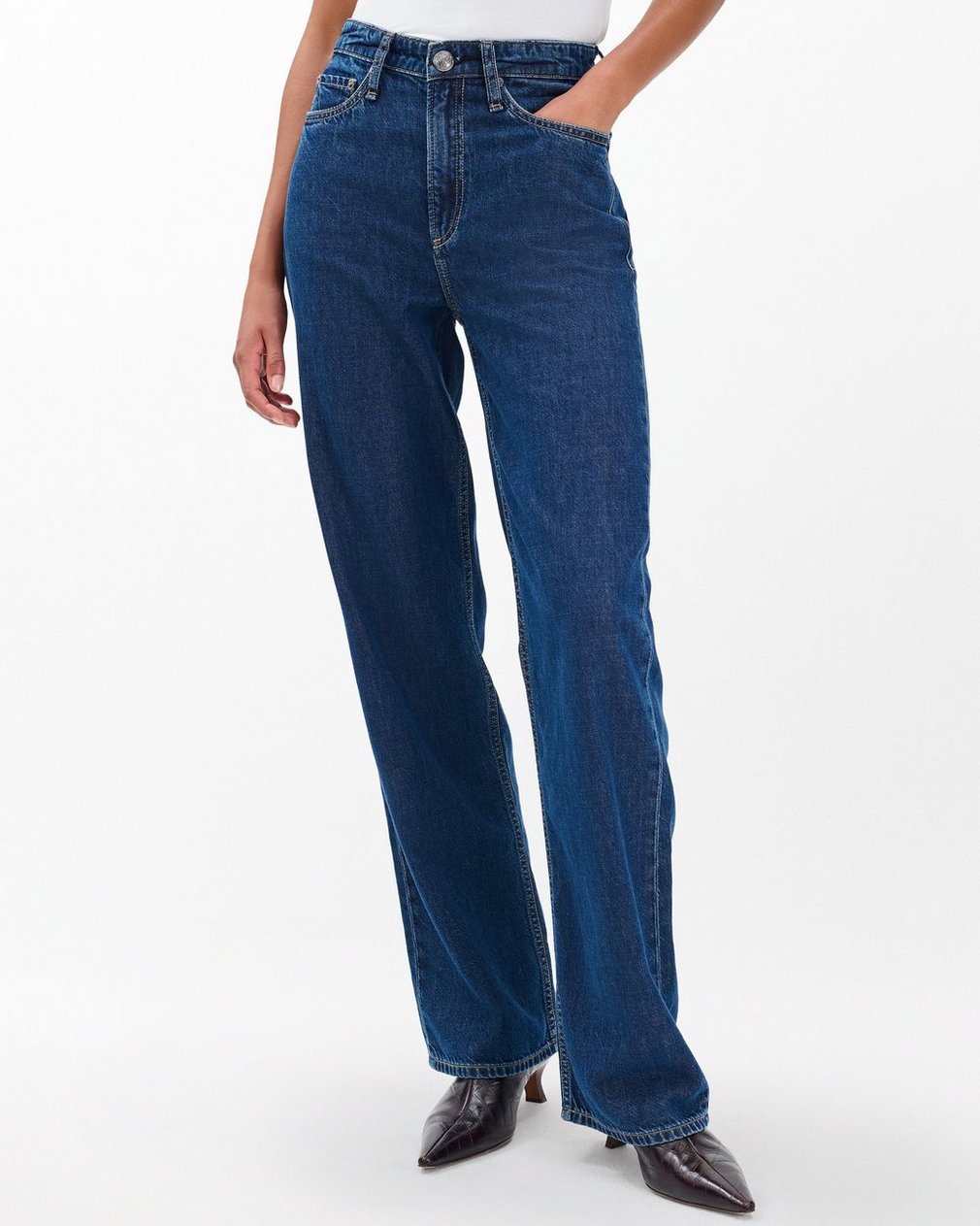 Logan Wide-Leg Jeans - Wellbrook - Image 3