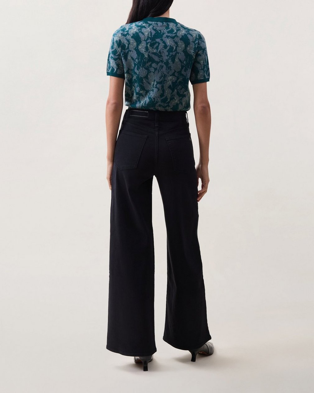 Serena Wide-Leg Jeans - Black - Image 2