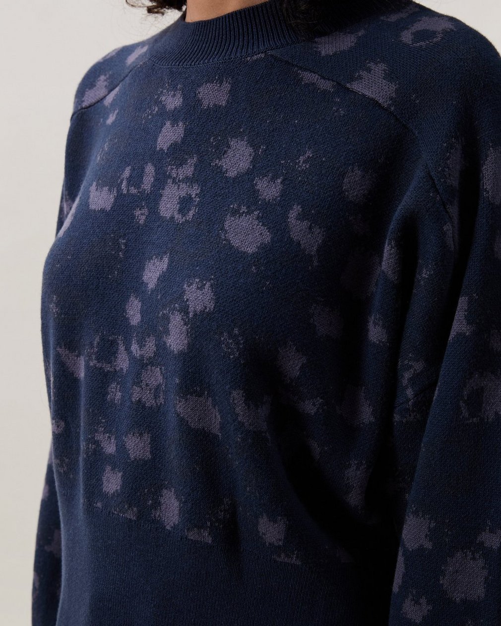 Lysa Jacquard Cropped Sweater - Salute Leopard - Image 3