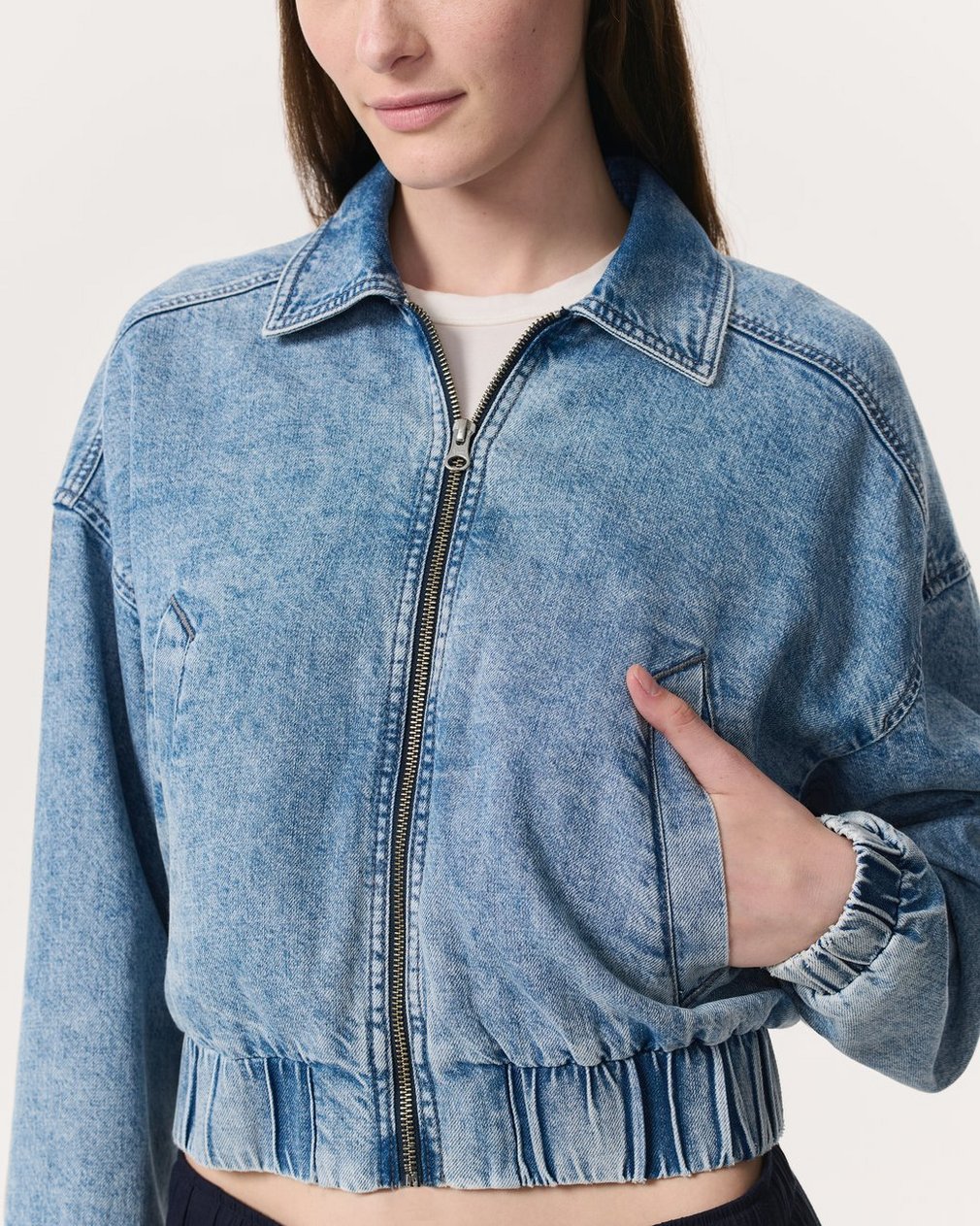 Featherweight Lara Denim Jacket - Chime - Image 3