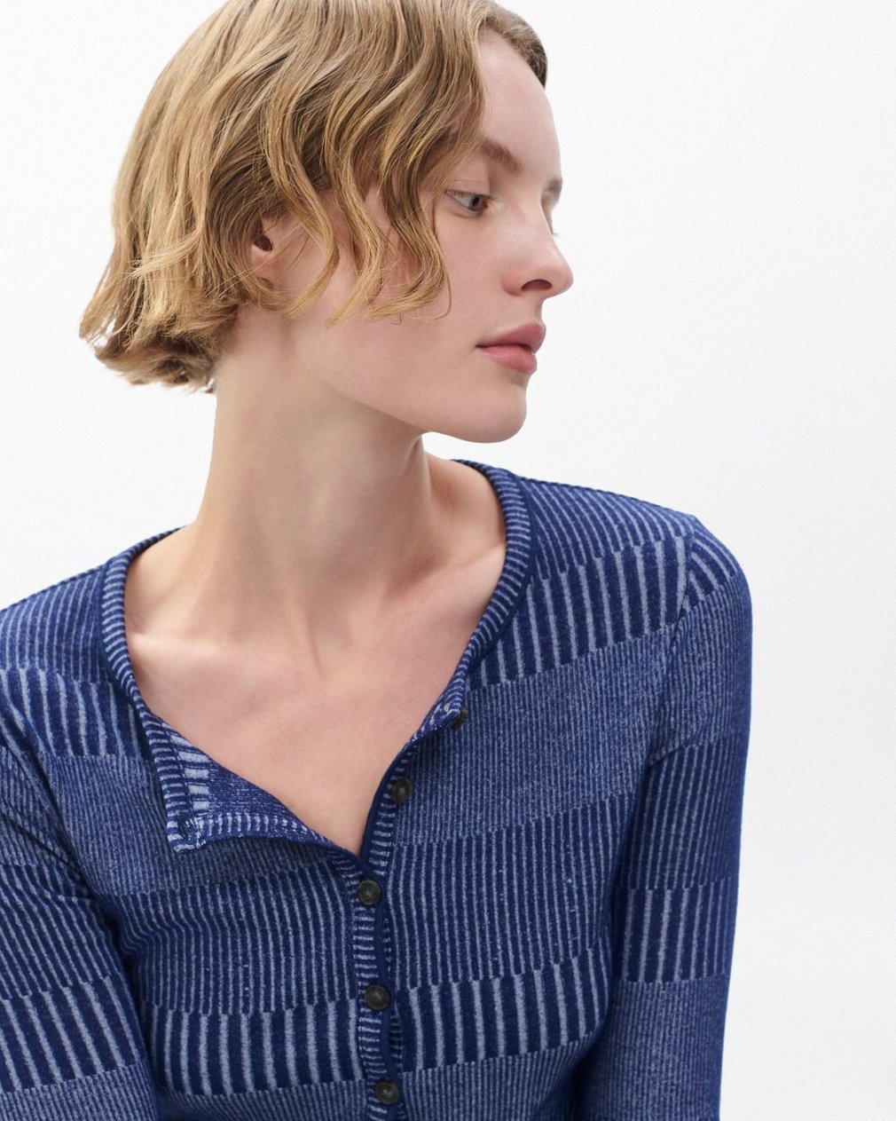 The Knit Striped Ribbed Henley - Sky Blue Multi - Image 3