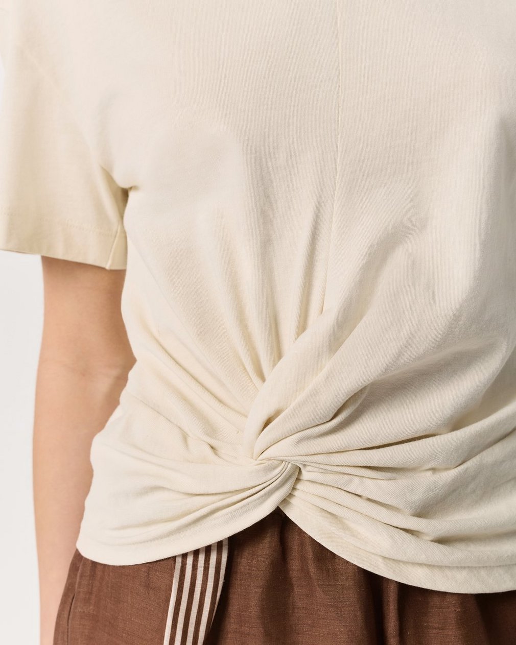 Mica Twist-Detail Draped Cotton T-Shirt - Ivory - Image 3