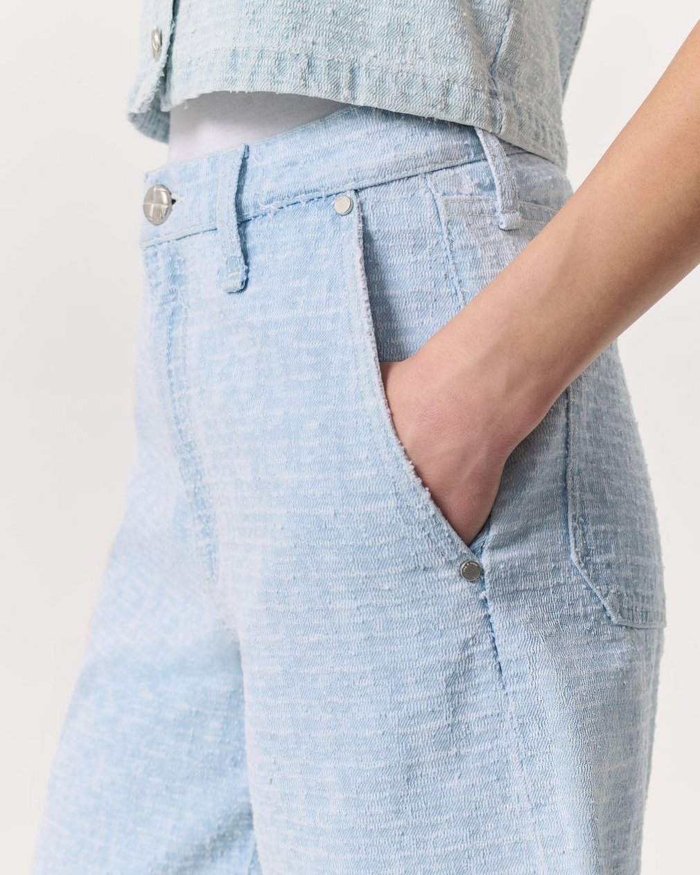 Tailored McKenna Textured Denim Shorts - Sky Blue Tweed - Image 4