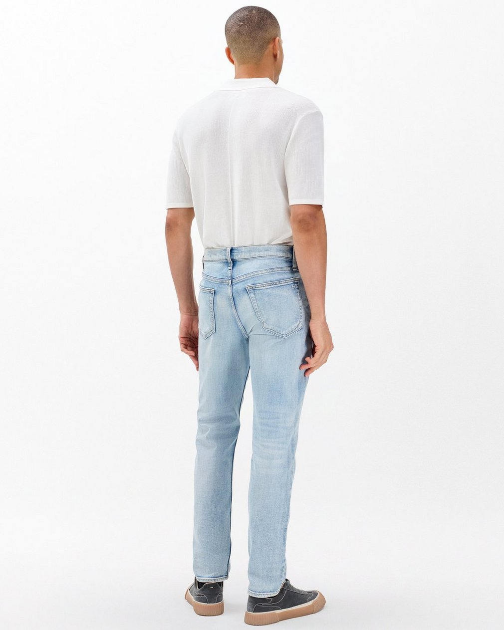 Fit 2 - Flynn: Slim Fit Light Indigo Authentic Stretch Jean - Image 6