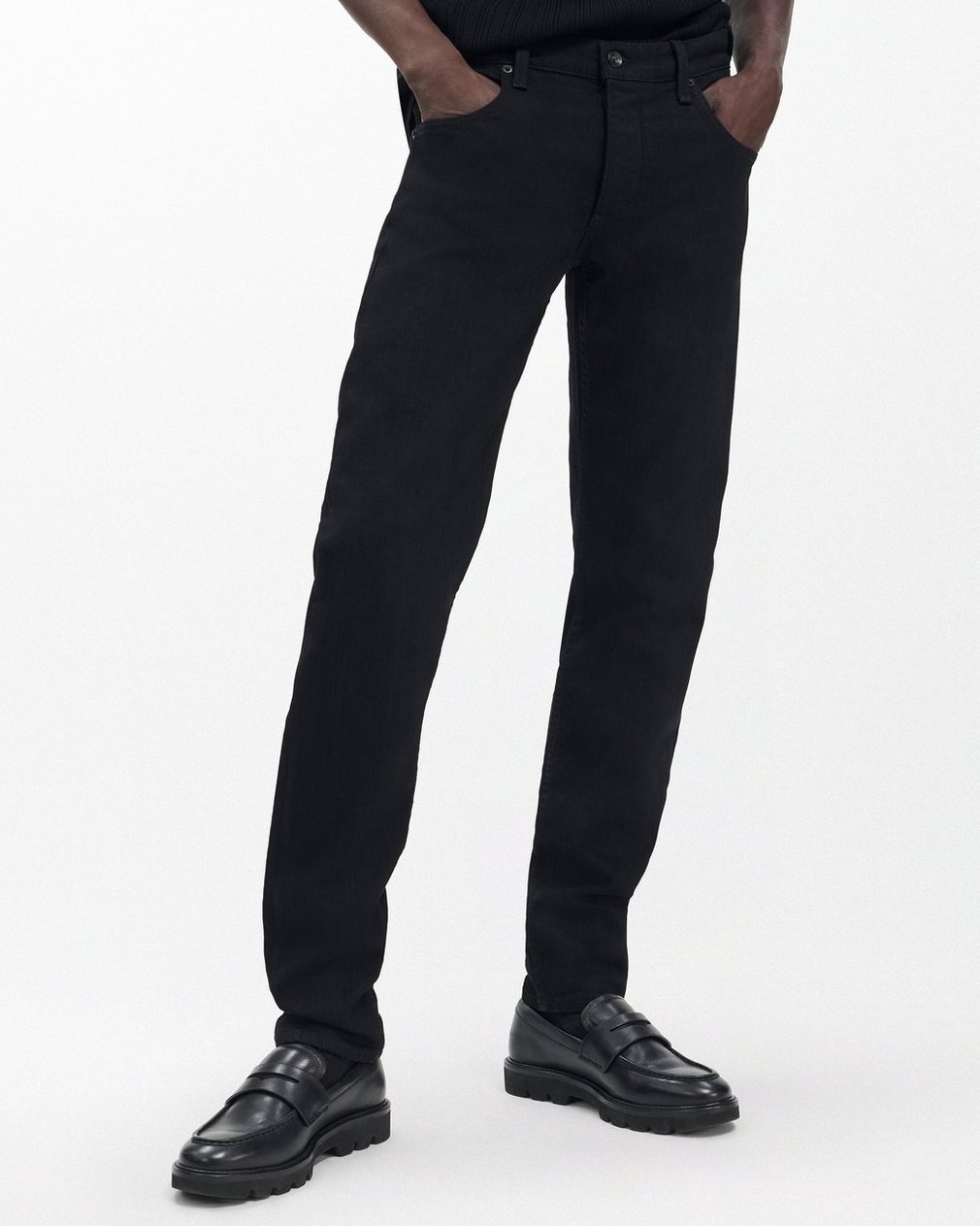 Fit 1 - Black: Skinny Fit Black Aero Stretch Jean - Image 4
