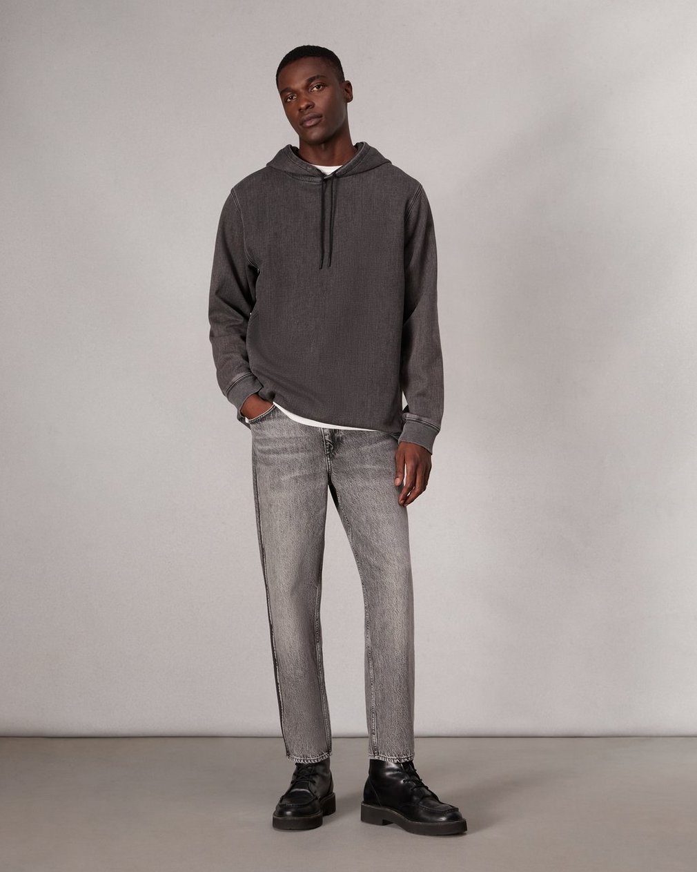 rbTAPER Fit Jean - Greystone