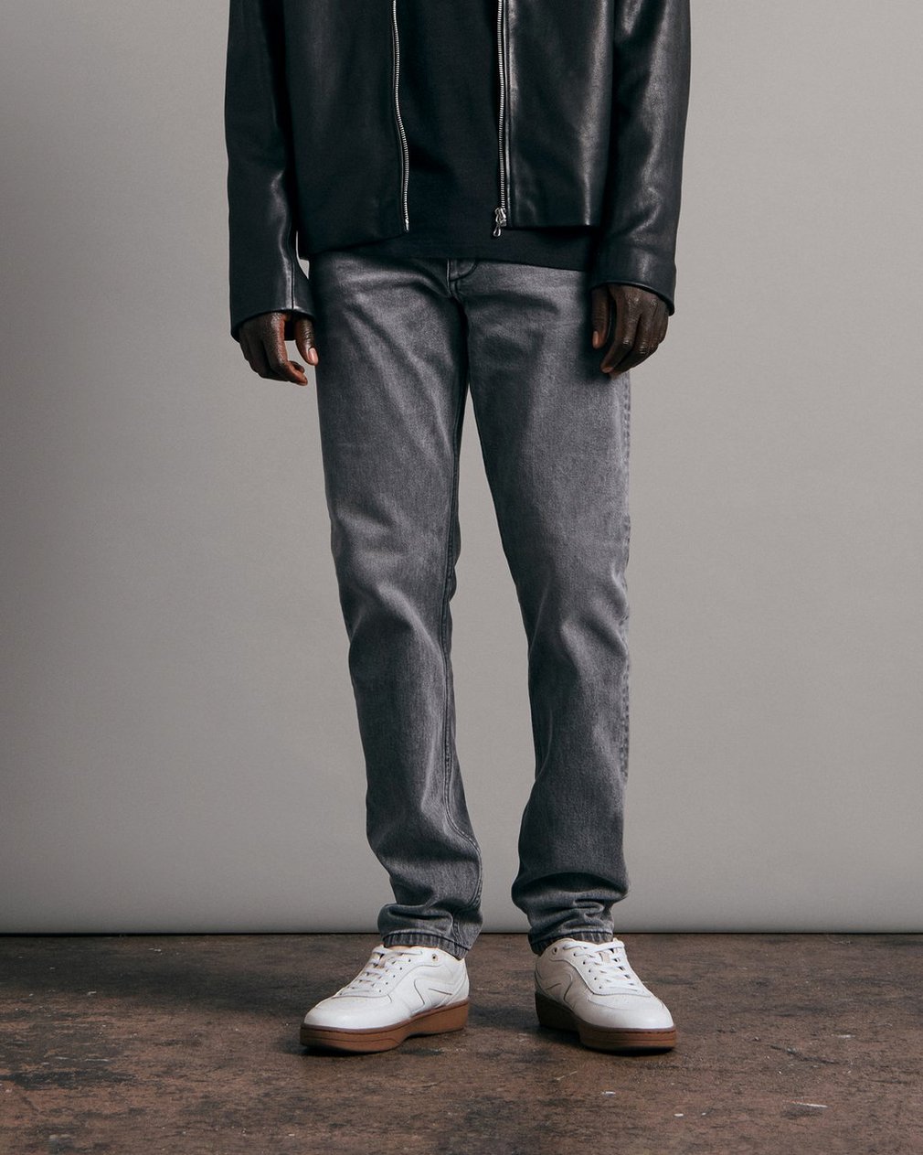 Fit 2 Jeans for Men in Greyson - Image 2