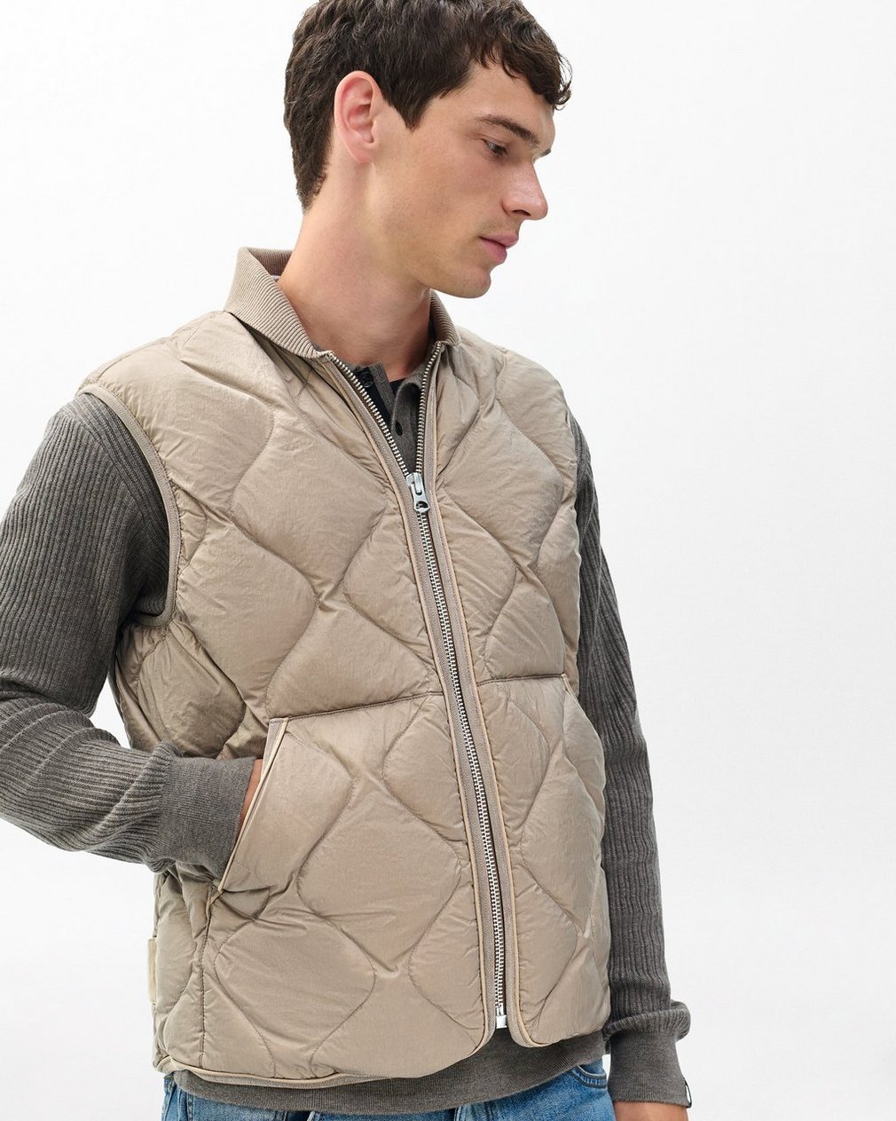 Dane Quilted Vest - Wolf Grey - Image 5