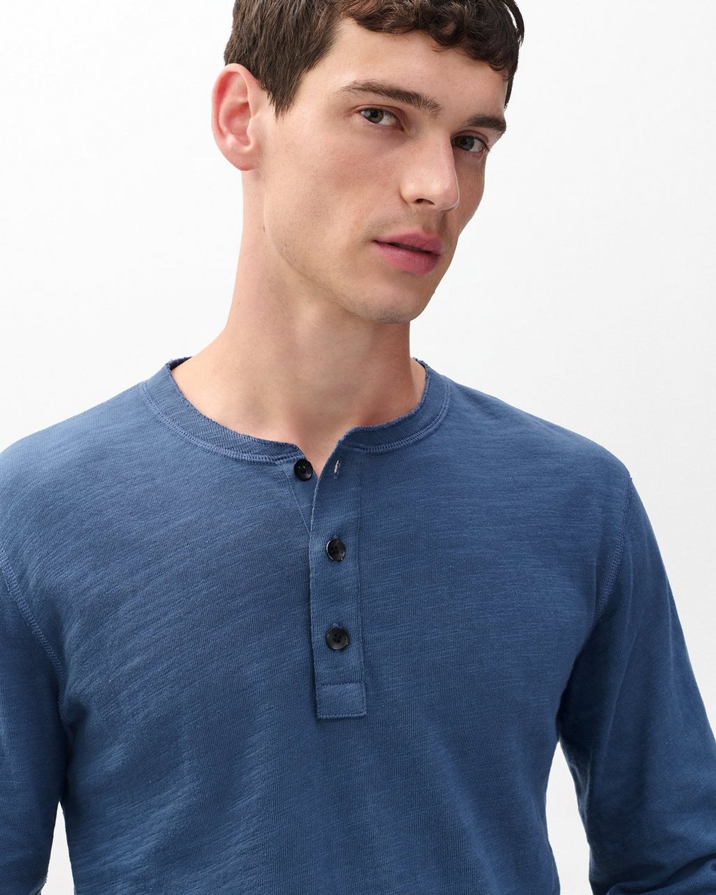Classic Flame Henley - Worn Indigo - Image 5