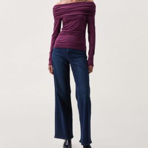 Lucy Off-Shoulder Ruched Top Dark Berry