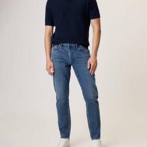 rb 3 Athletic Fit Jeans Ardmore